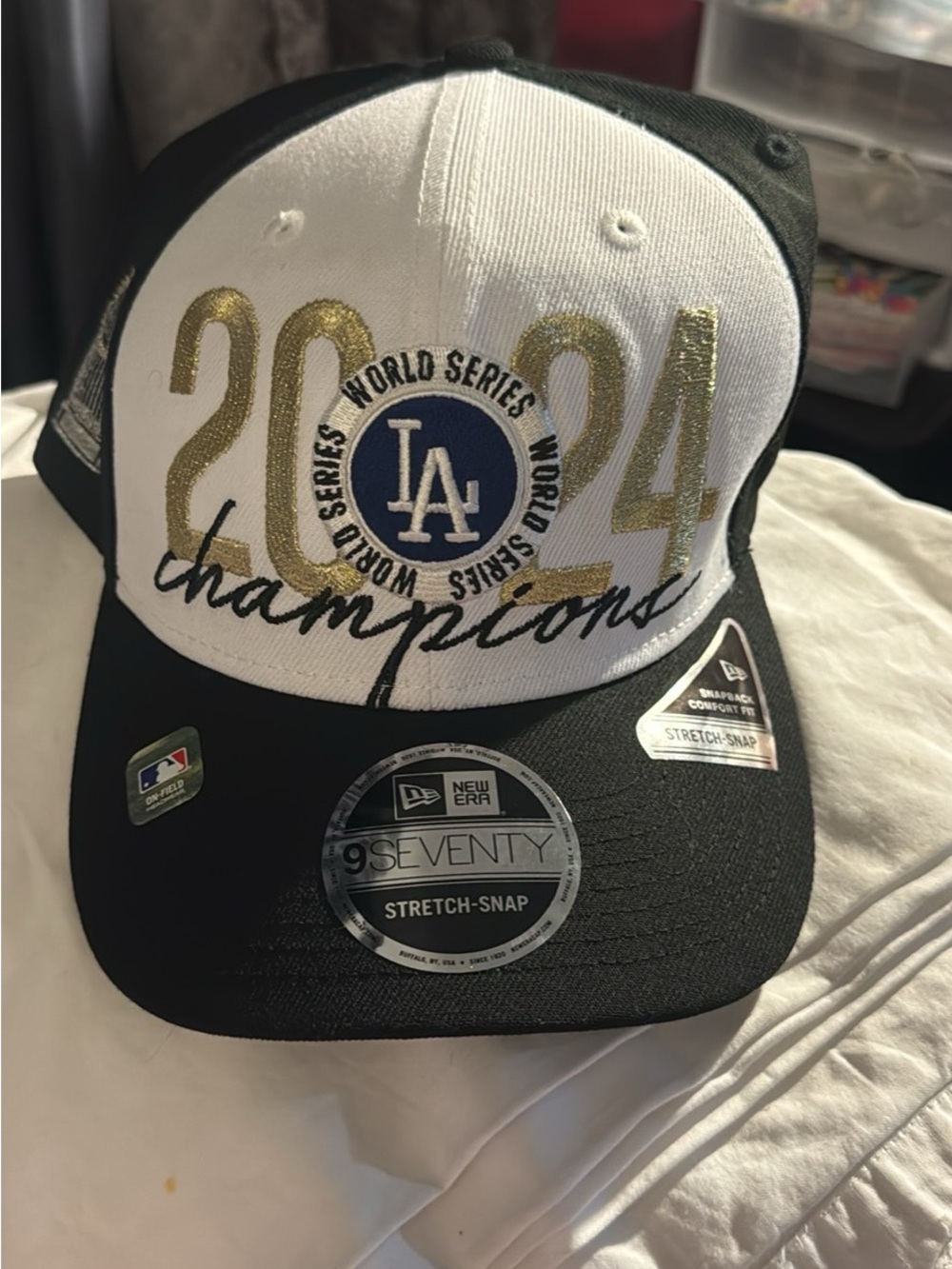 New Era Los Angeles Dodgers 2024 Champions Black & White Stretch-Snap Hat